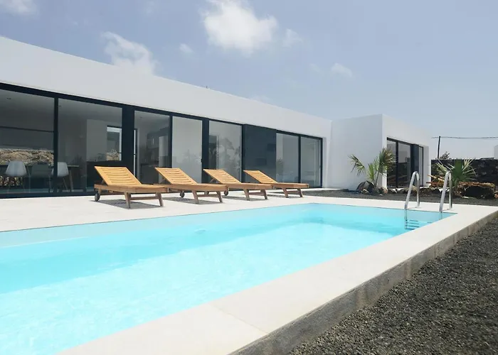 Duna Colorada Villa Lajares